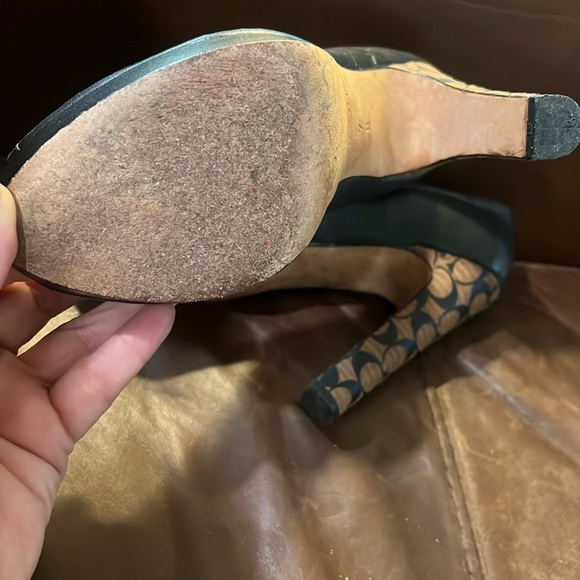 COACH BREANA SIG C BLACK LAMBSKIN HEELS - Picture 11 of 13